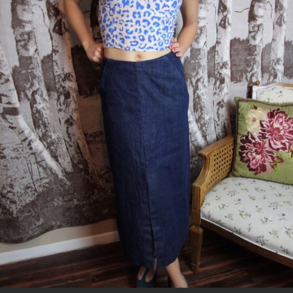 Zara dark denim ankle length skirt with front slit - Picture 2 of 4